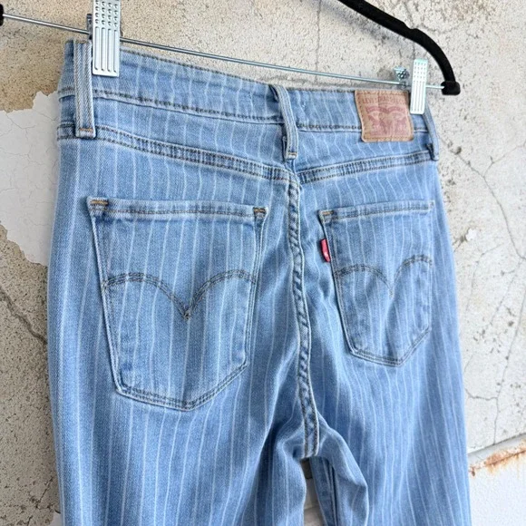 Levis 721 Jeans High Rise Skinny Railroad Stripe Light Wash Denim Womens 26 - Picture 5 of 8